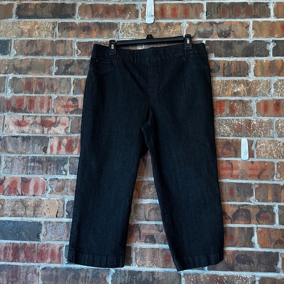 Gloria Vanderbilt Black Capri Denim Pullon Pants Women’s Size:12 - Picture 1 of 9